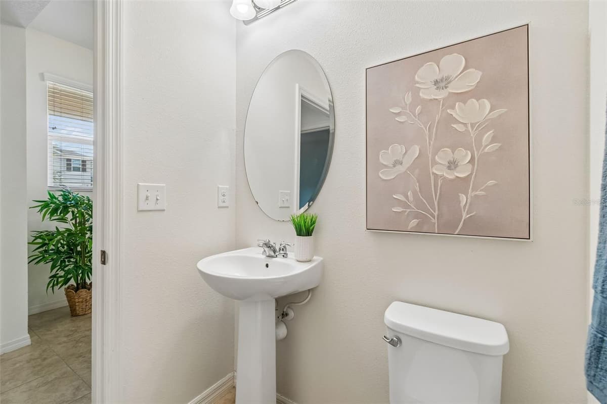 7612 SUNSHINE BRIDGE AVENUE — photo 7 of 57