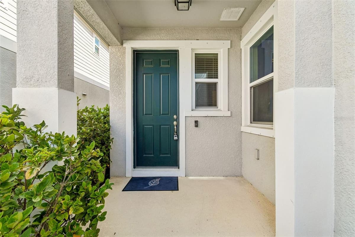 7612 SUNSHINE BRIDGE AVENUE — photo 3 of 57