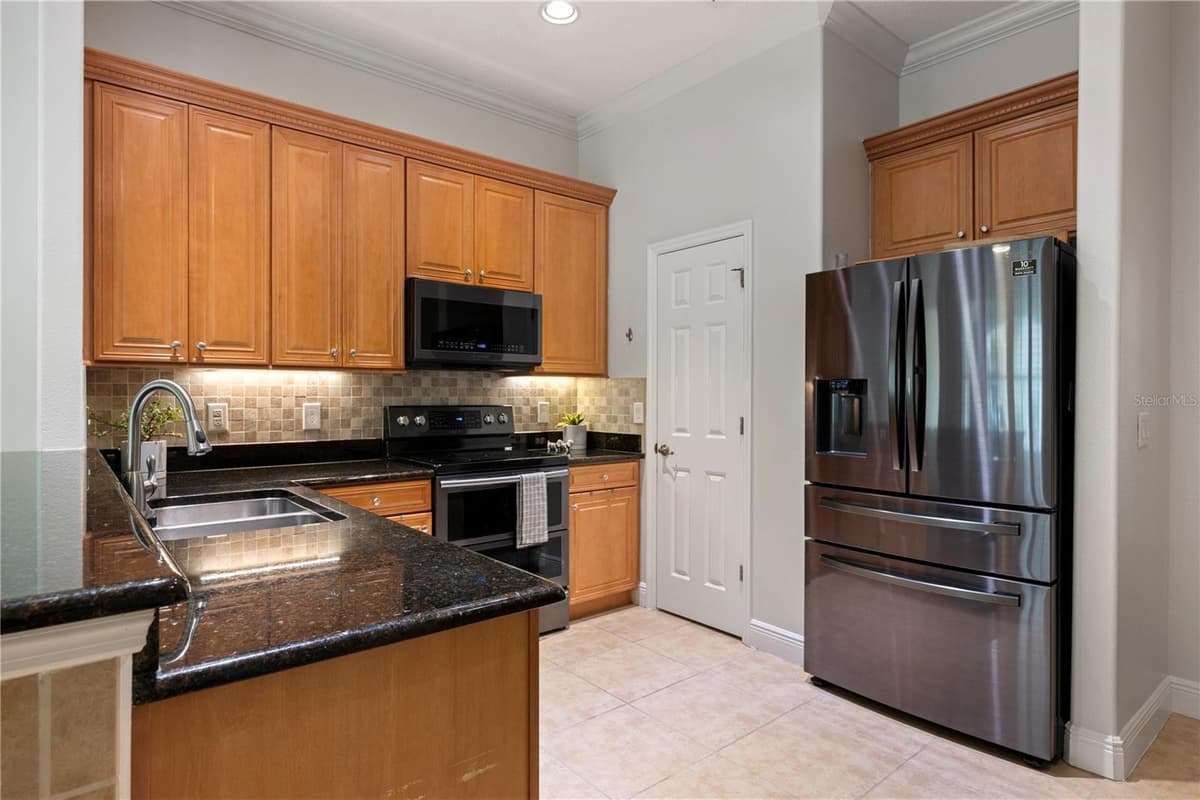 1132 CHARMING STREET — photo 16 of 39