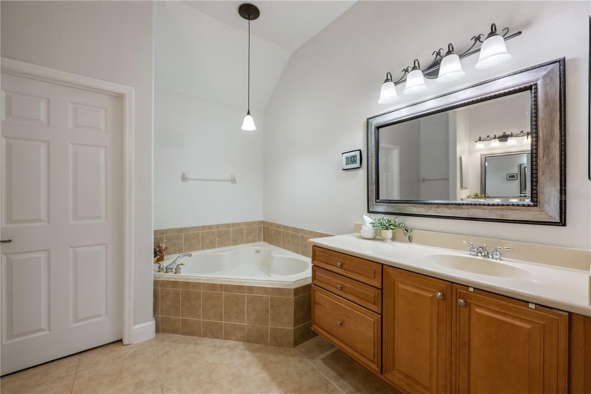 1132 CHARMING STREET — photo 23 of 39