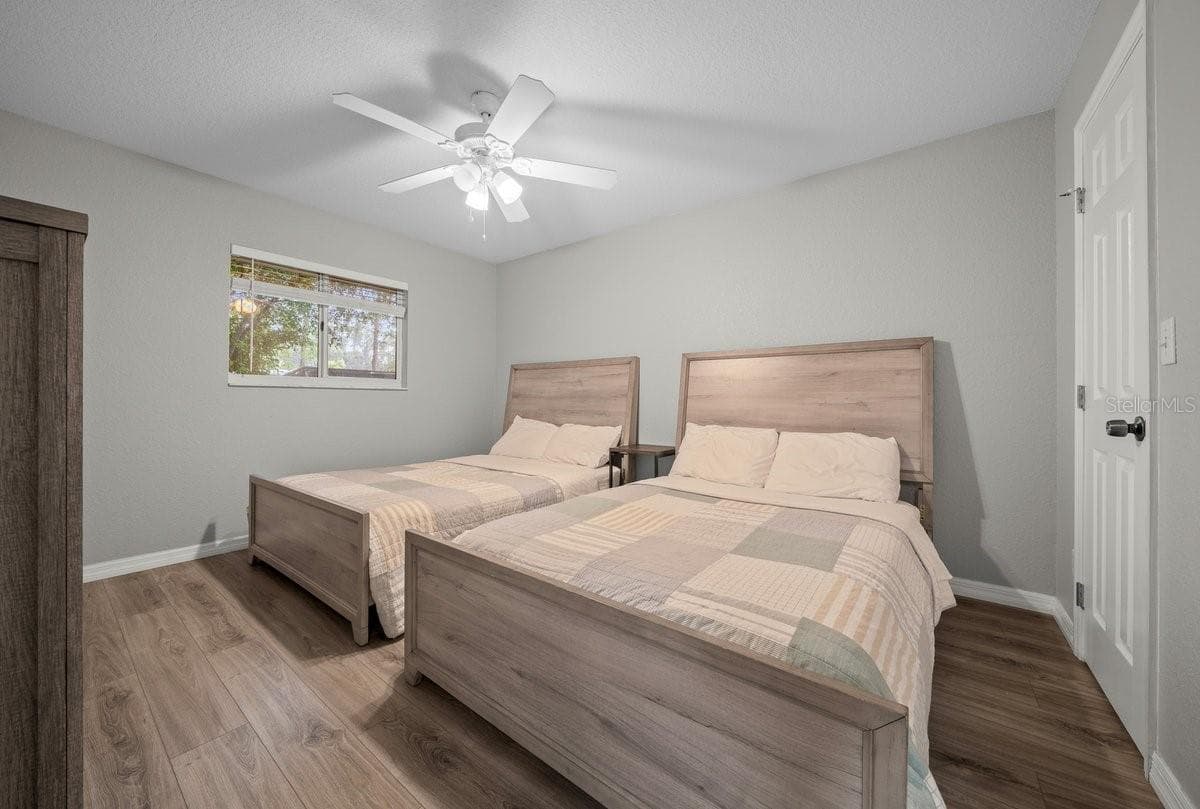 4 HIALEAH DRIVE — photo 84 of 95