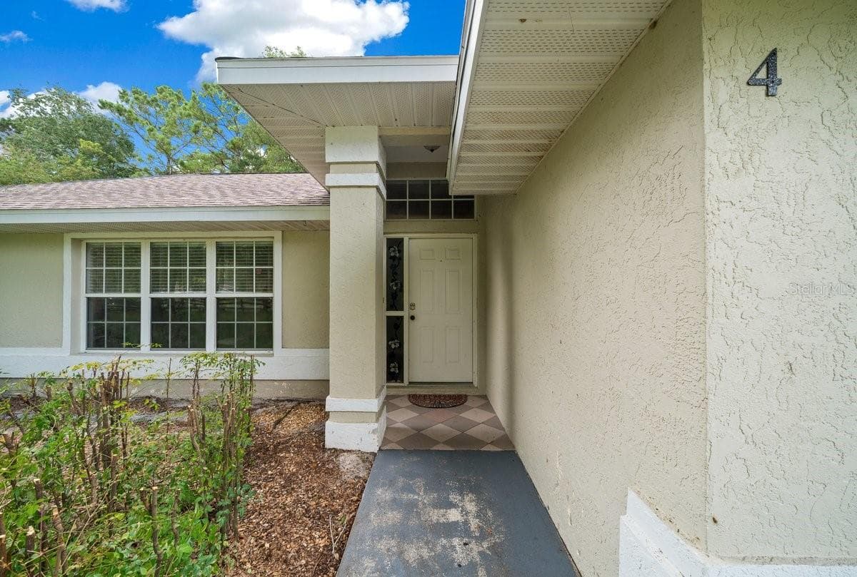 4 HIALEAH DRIVE — photo 38 of 95