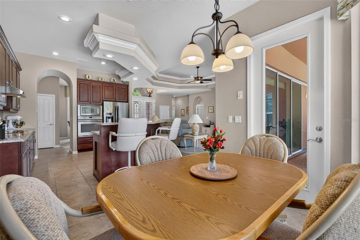12470 HUNTINGTON WOODS AVENUE — photo 23 of 61