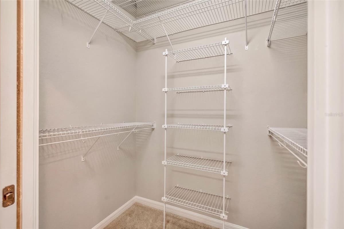 12470 HUNTINGTON WOODS AVENUE — photo 29 of 61
