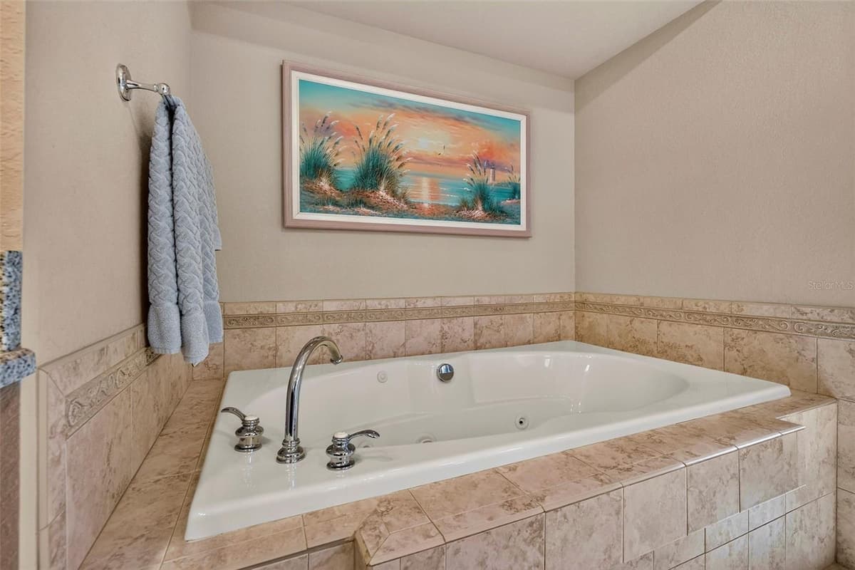12470 HUNTINGTON WOODS AVENUE — photo 31 of 61