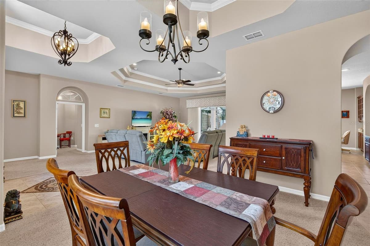 12470 HUNTINGTON WOODS AVENUE — photo 15 of 61