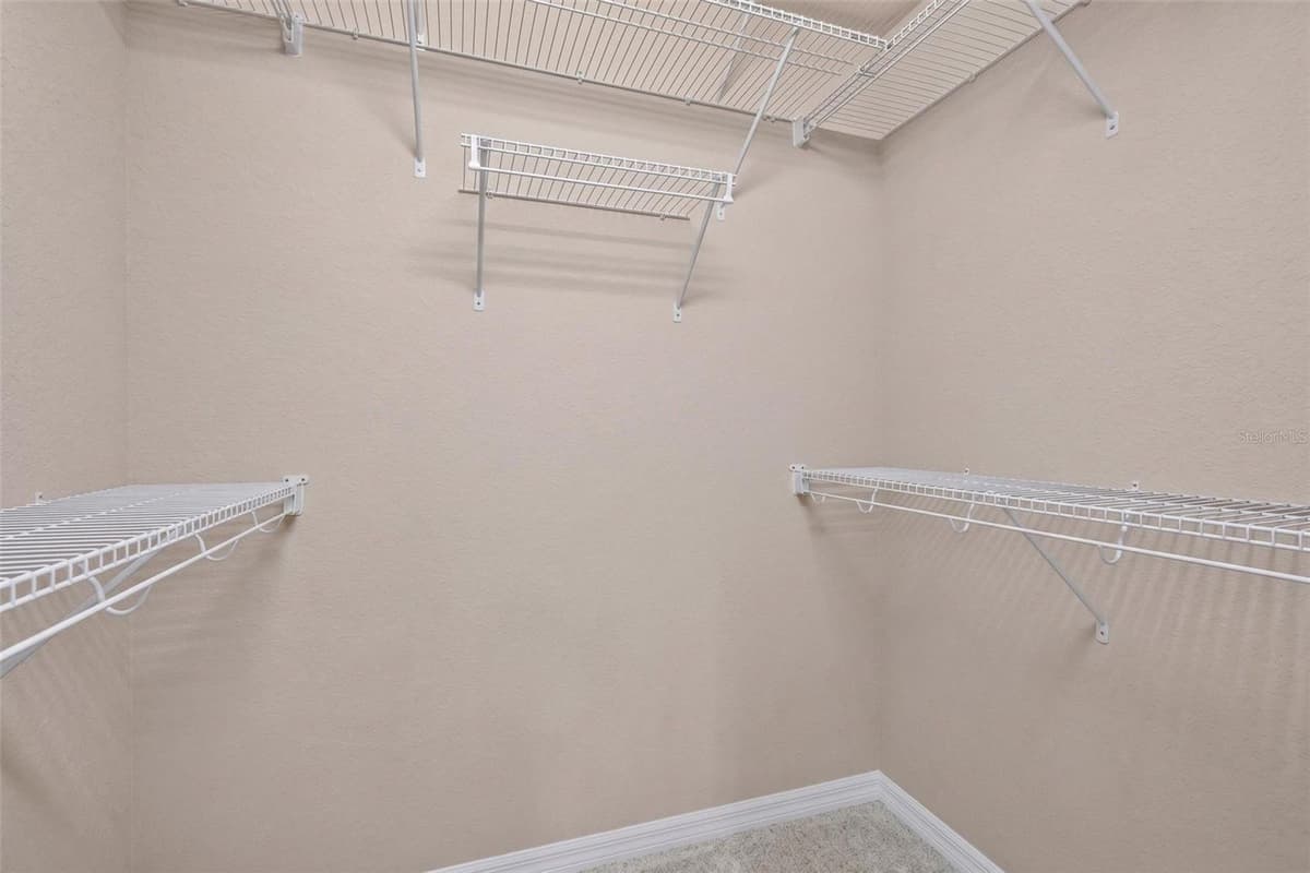 12470 HUNTINGTON WOODS AVENUE — photo 36 of 61
