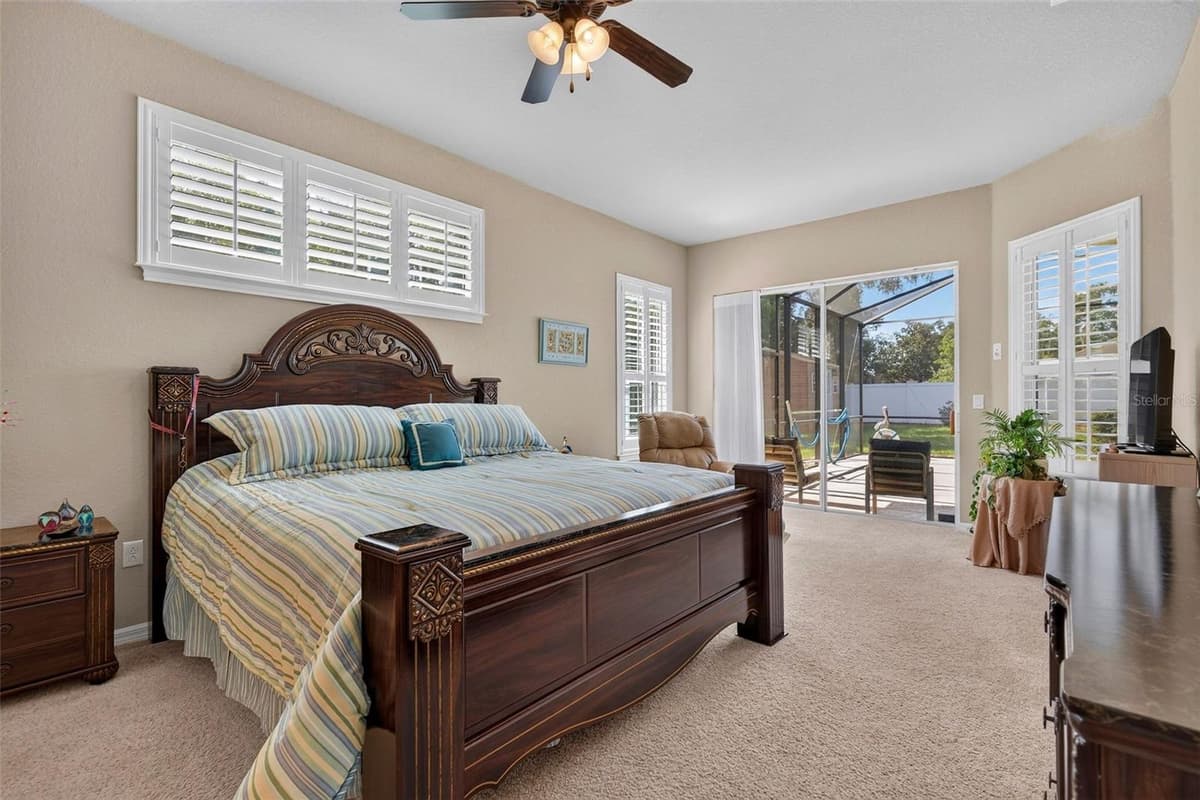 12470 HUNTINGTON WOODS AVENUE — photo 25 of 61