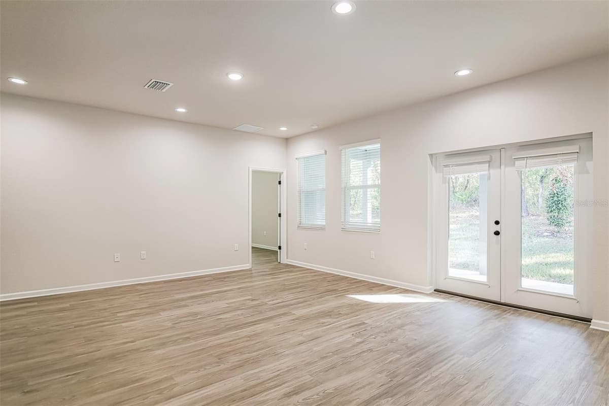 4744 RAINBOW DRIVE — photo 3 of 24
