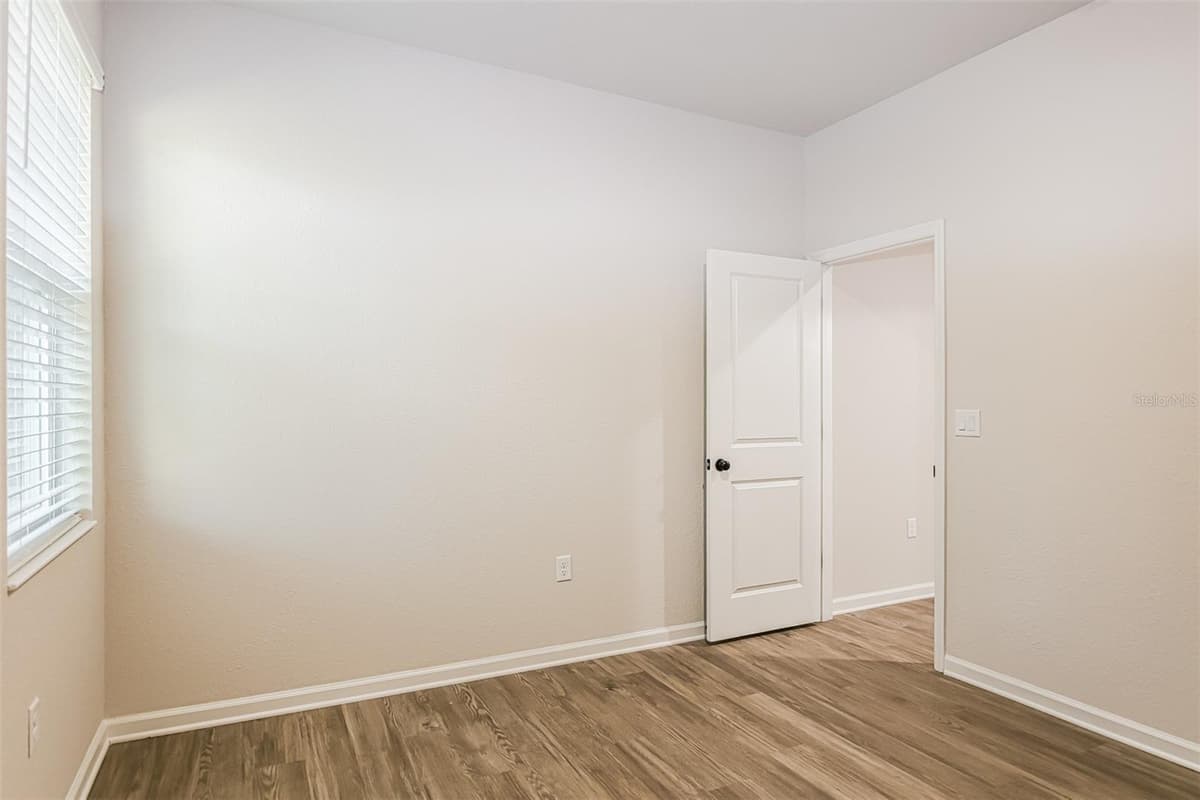 4744 RAINBOW DRIVE — photo 18 of 24