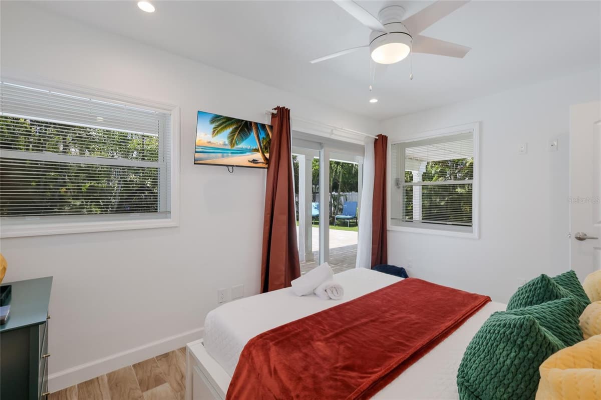 203 72ND STREET — photo 17 of 68