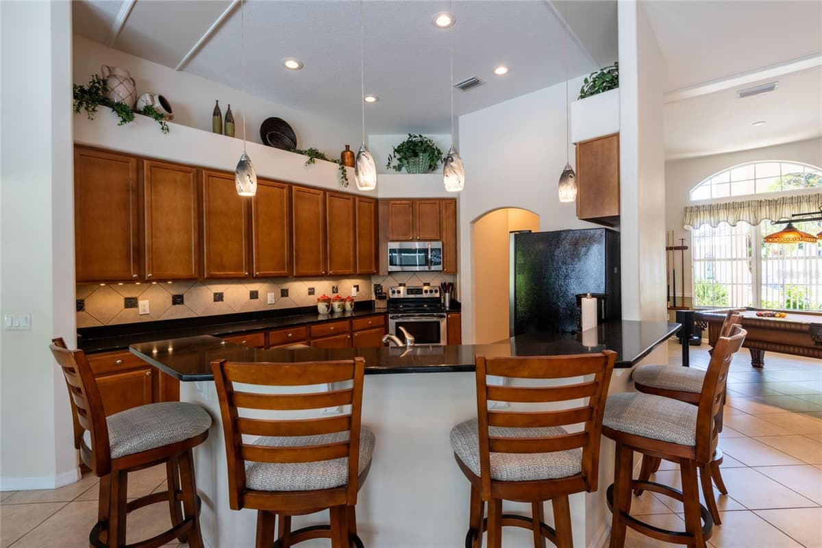 21023 LOS CABOS COURT — photo 12 of 40