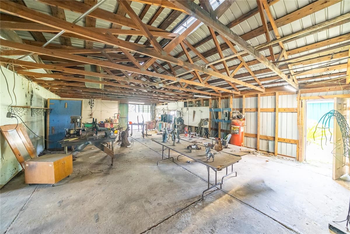 12818 OLD JACKSONVILLE ROAD — photo 32 of 36