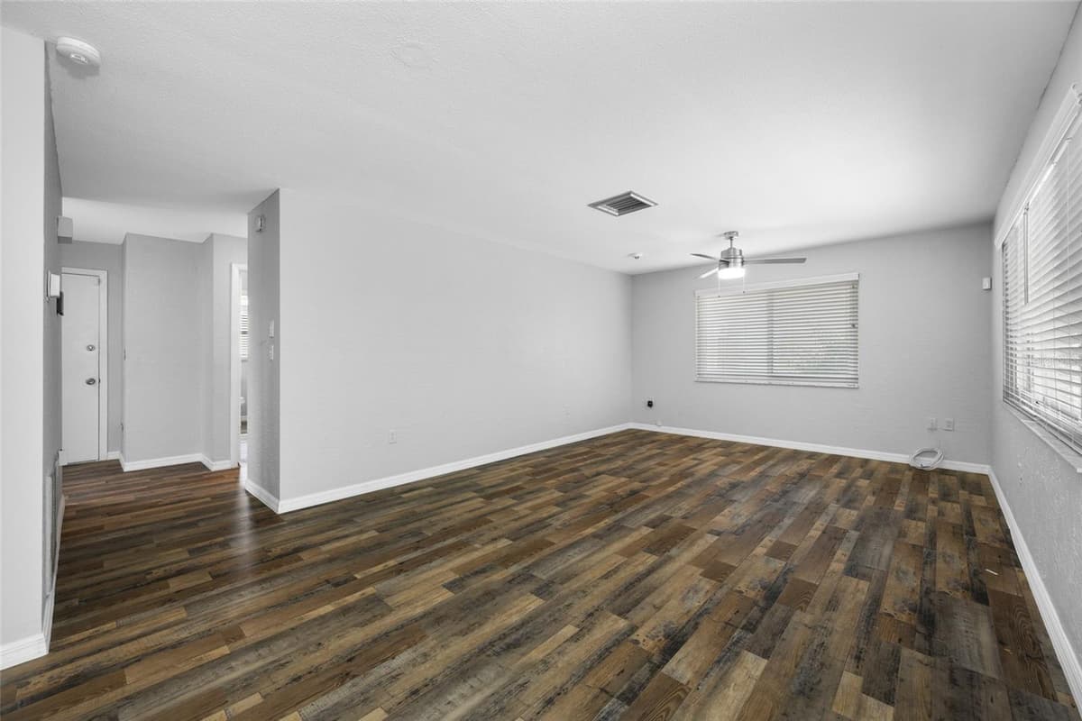 3259 PARKWAY PLACE — photo 18 of 57