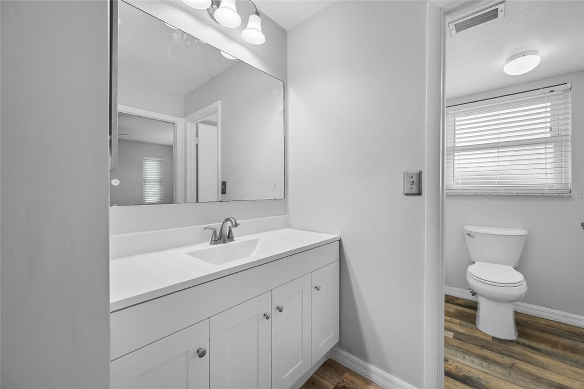 3259 PARKWAY PLACE — photo 13 of 57