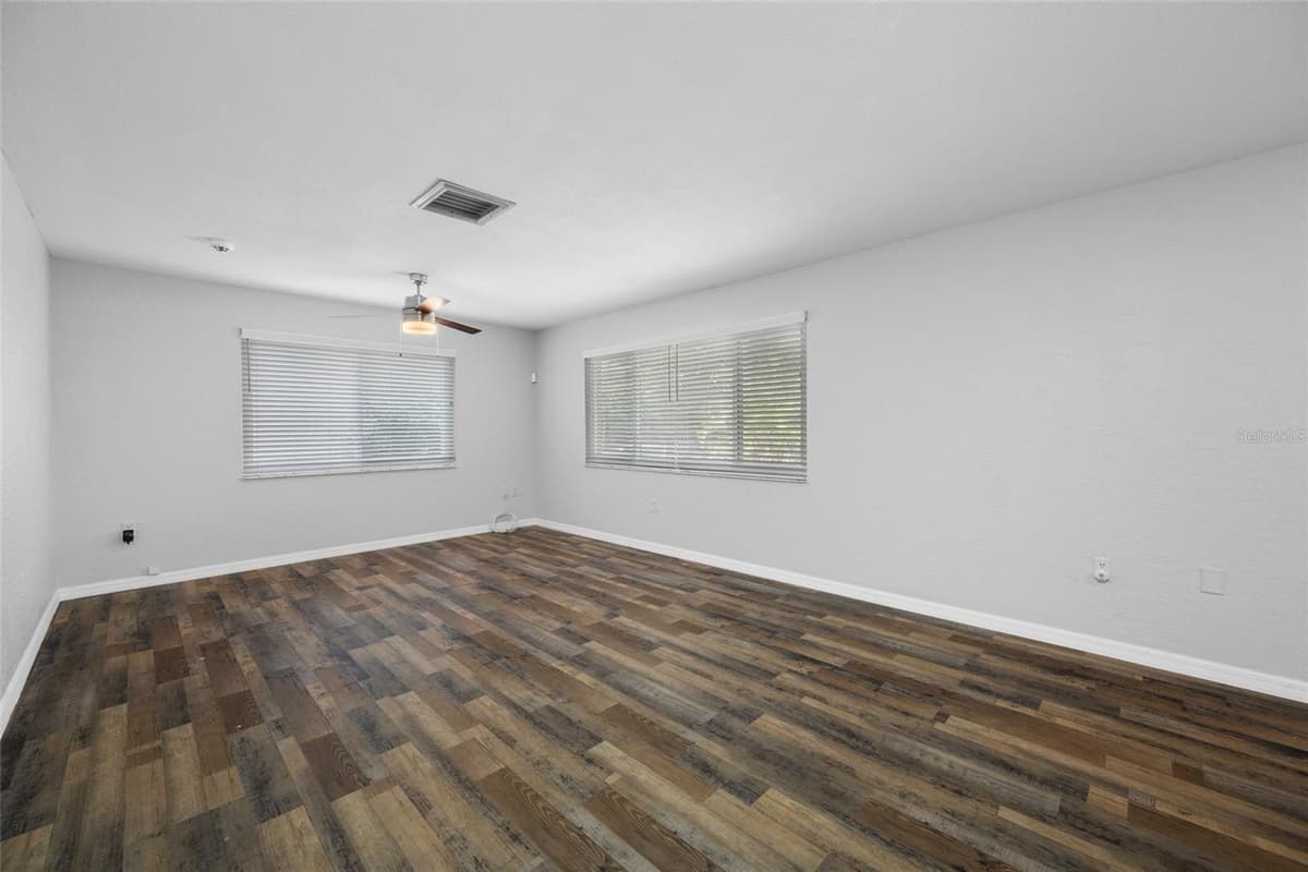 3259 PARKWAY PLACE — photo 15 of 57