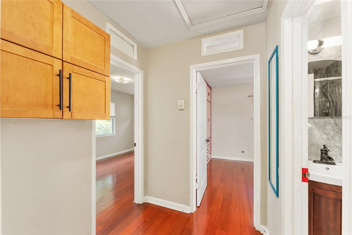 1038 14TH AVENUE — photo 18 of 68