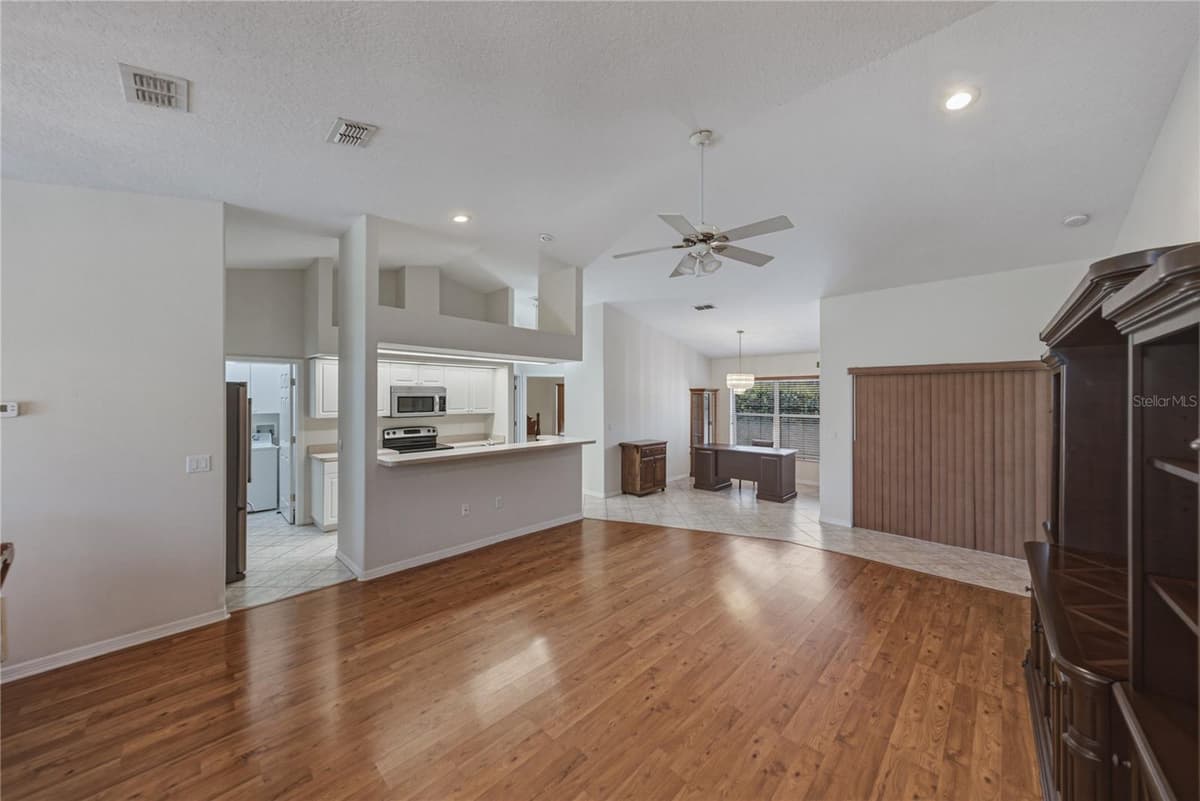 6232 HUNTINGTON DRIVE — photo 13 of 60