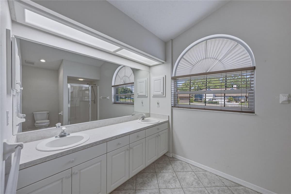 6232 HUNTINGTON DRIVE — photo 33 of 60