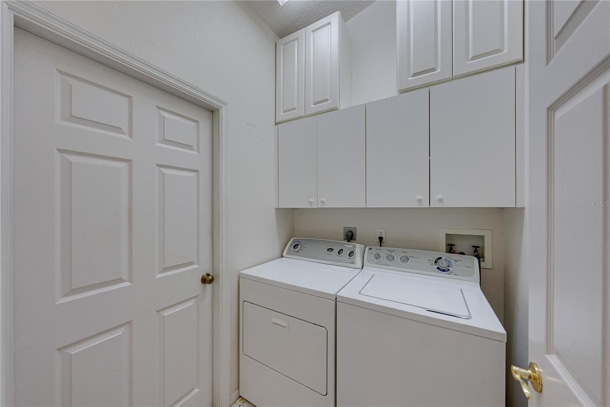 6232 HUNTINGTON DRIVE — photo 24 of 60