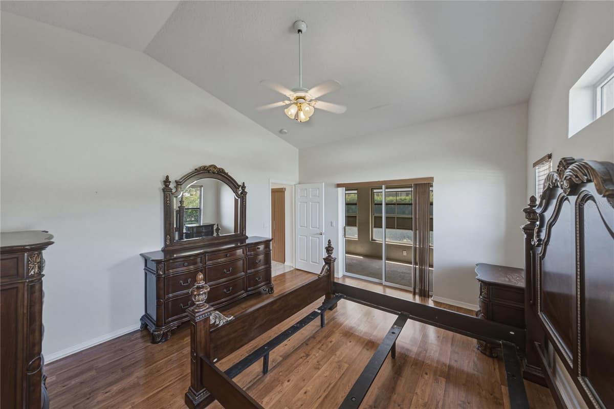 6232 HUNTINGTON DRIVE — photo 30 of 60