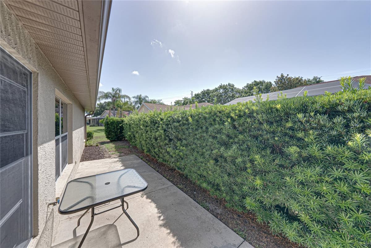 6232 HUNTINGTON DRIVE — photo 53 of 60