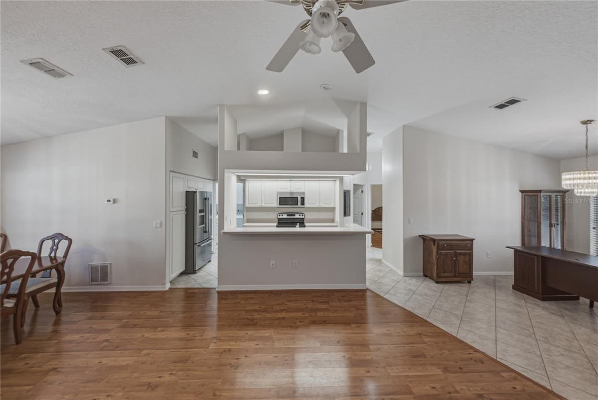 6232 HUNTINGTON DRIVE — photo 12 of 60