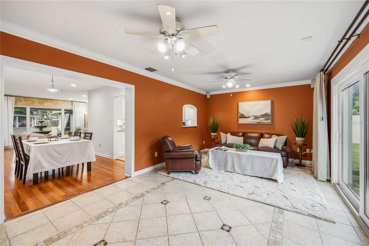 2504 FORFARSHIRE DRIVE — photo 12 of 45