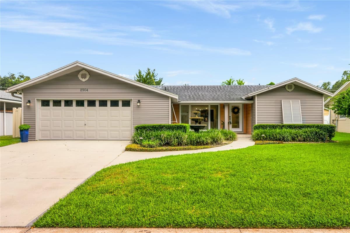 2504 FORFARSHIRE DRIVE — photo 1 of 45