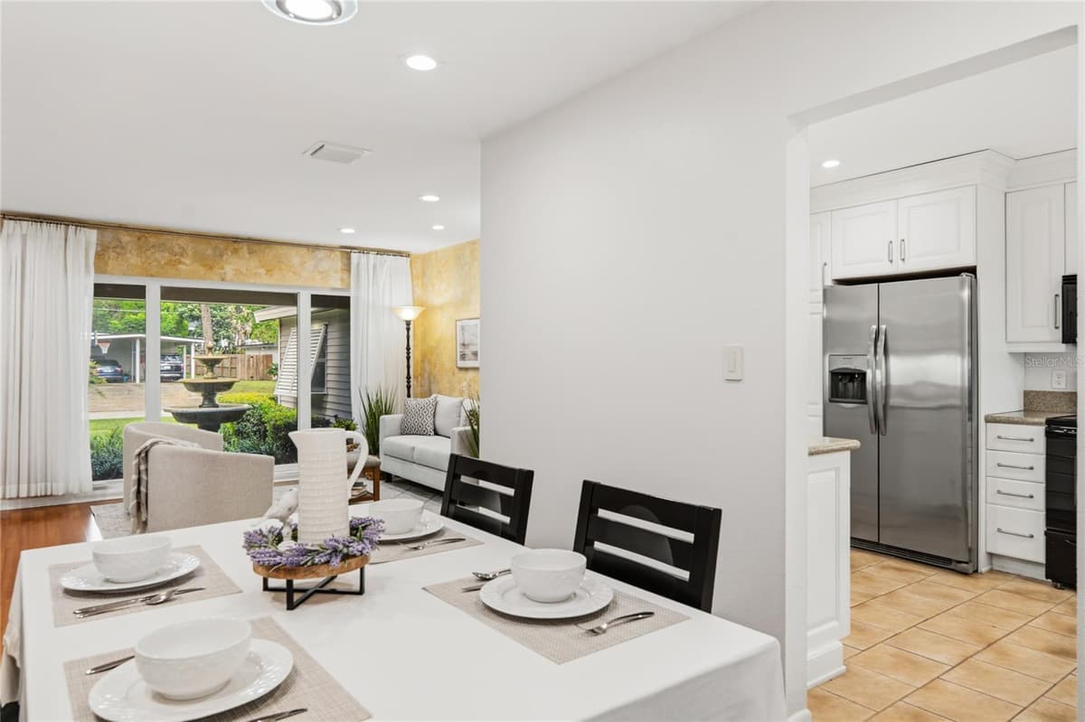 2504 FORFARSHIRE DRIVE — photo 10 of 45