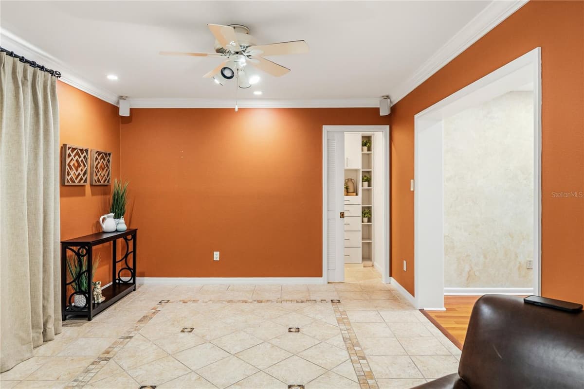 2504 FORFARSHIRE DRIVE — photo 13 of 45