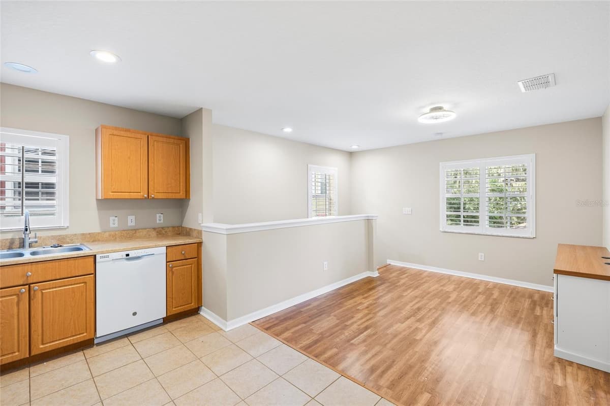 5906 BEACONPARK STREET — photo 52 of 81