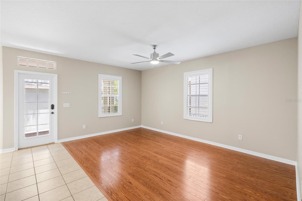 5906 BEACONPARK STREET — photo 16 of 81