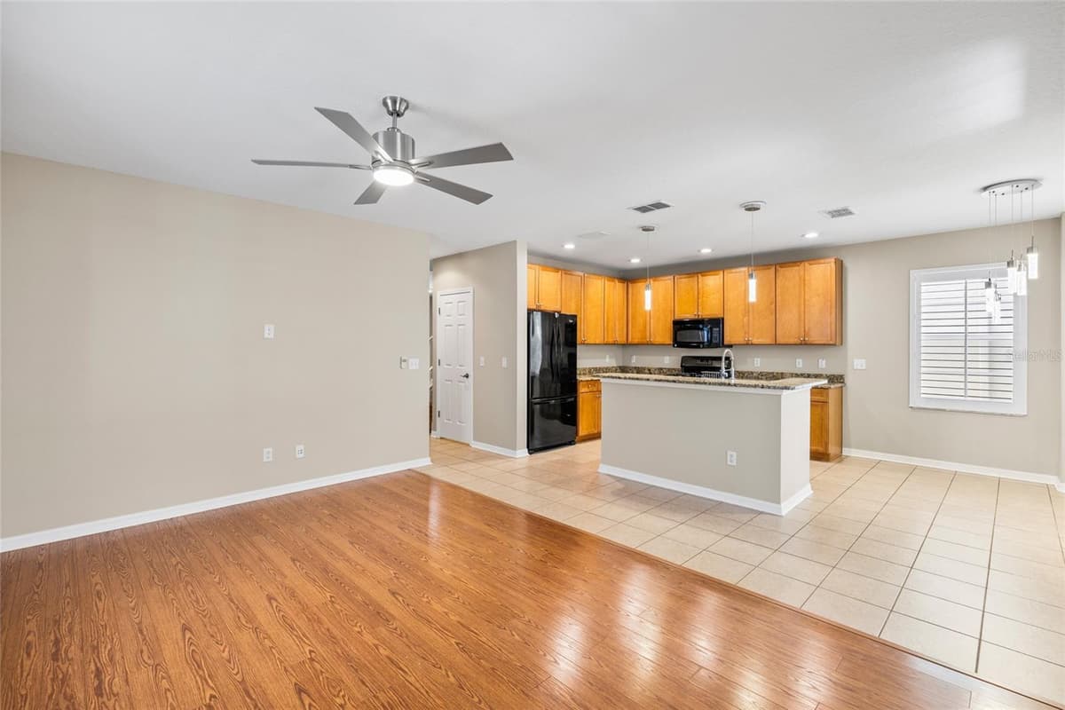 5906 BEACONPARK STREET — photo 18 of 81