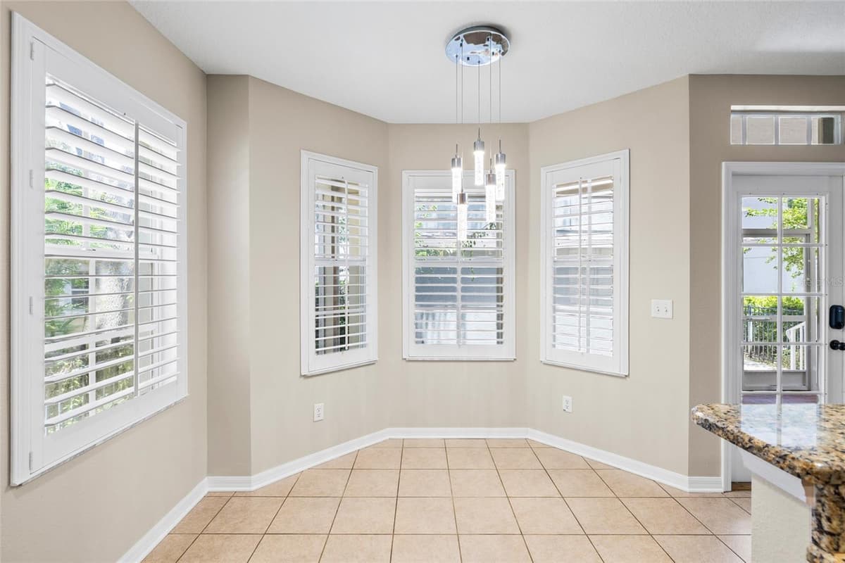 5906 BEACONPARK STREET — photo 25 of 81