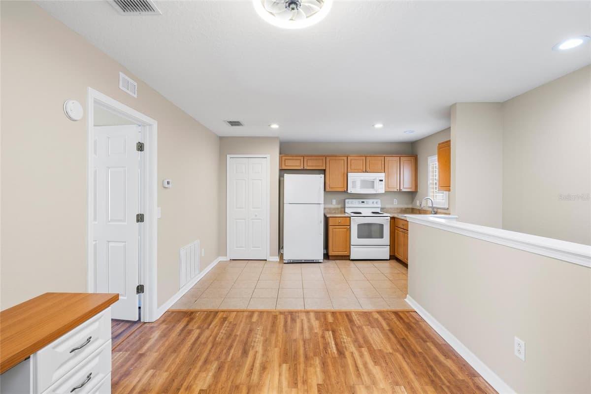 5906 BEACONPARK STREET — photo 49 of 81