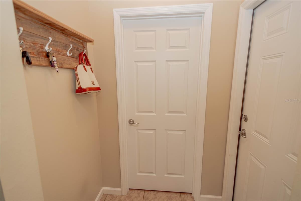 568 GERALD CONNER DRIVE — photo 17 of 50