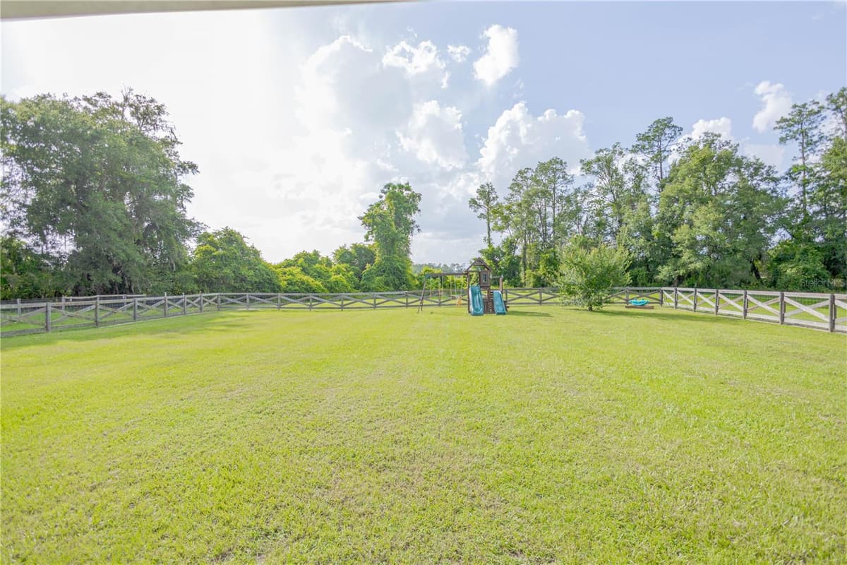 568 GERALD CONNER DRIVE — photo 8 of 50