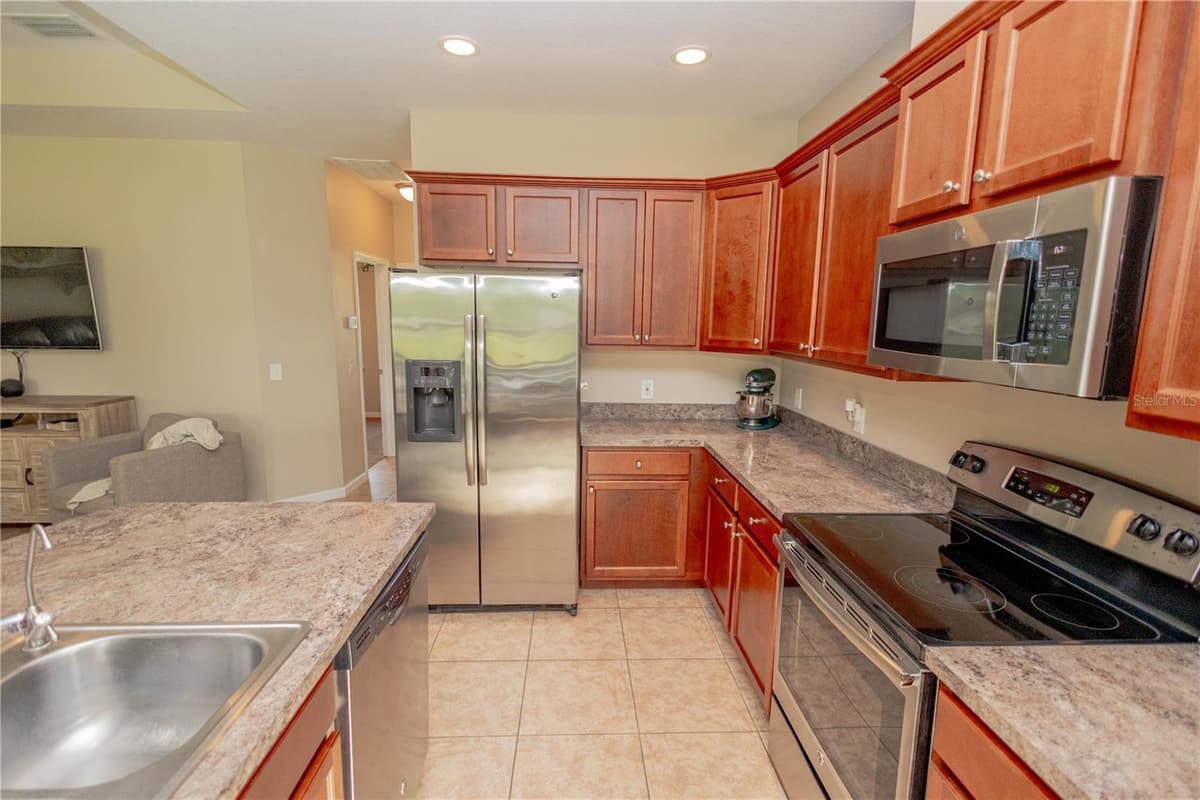 568 GERALD CONNER DRIVE — photo 45 of 50