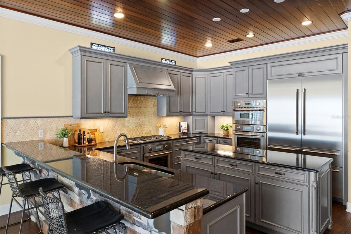 2689 WATERS EDGE COURT — photo 19 of 66