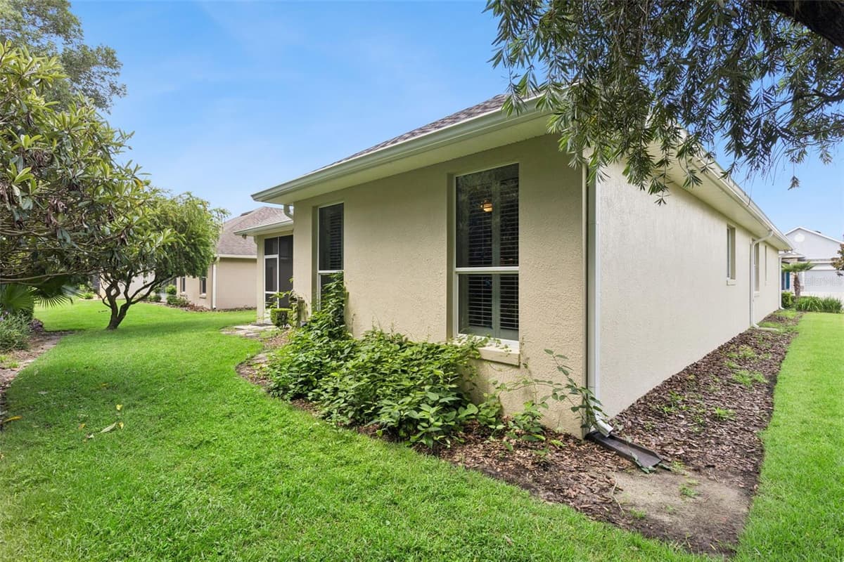 8270 BRIDGEPORT BAY CIRCLE — photo 35 of 82
