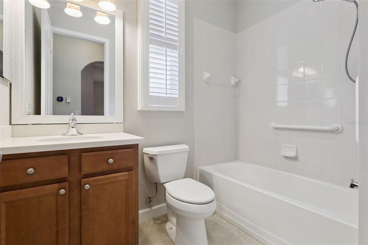 8270 BRIDGEPORT BAY CIRCLE — photo 30 of 82