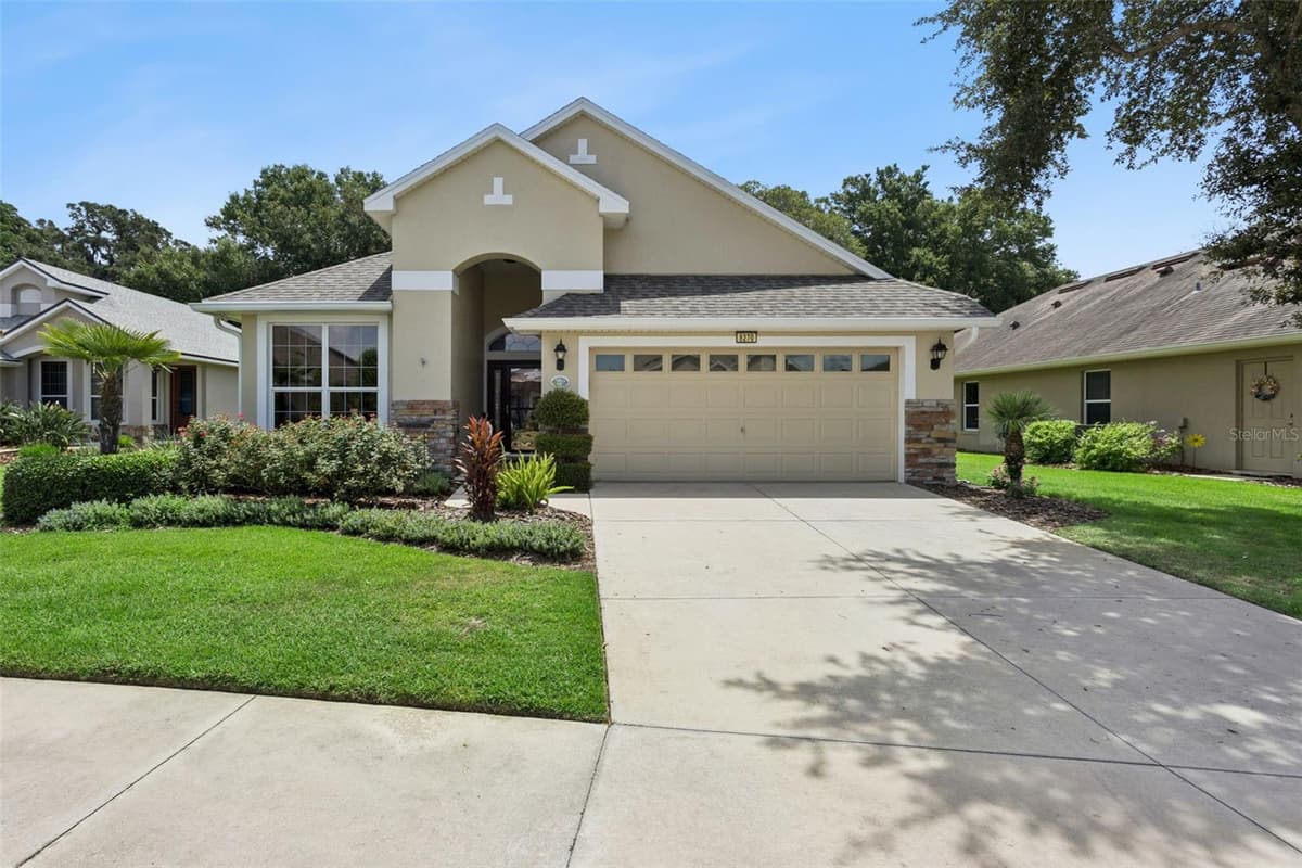 8270 BRIDGEPORT BAY CIRCLE — photo 2 of 82