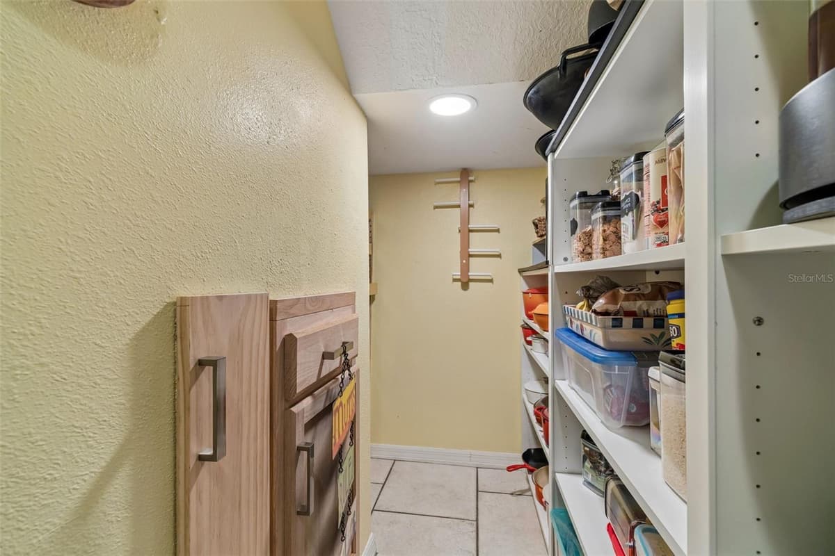 1514 BOOTH DRIVE — photo 31 of 99
