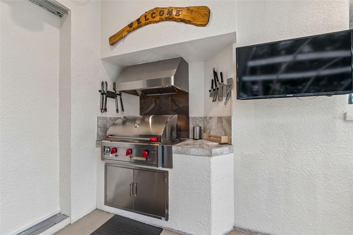 1514 BOOTH DRIVE — photo 12 of 99