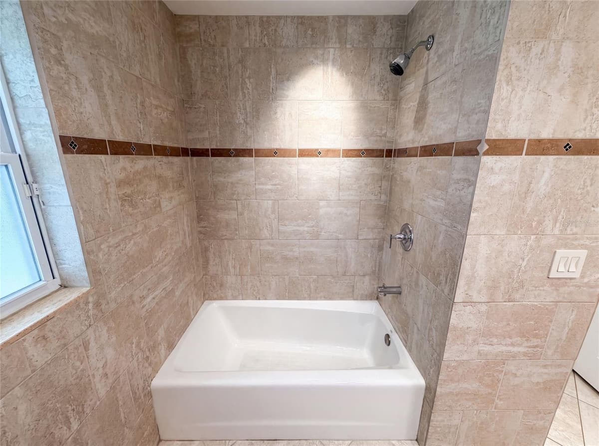 2223 CONIFER AVENUE — photo 14 of 26