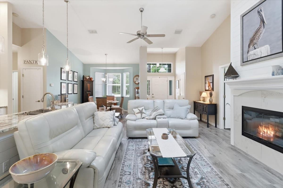 4093 PINE RIDGE BOULEVARD — photo 12 of 41