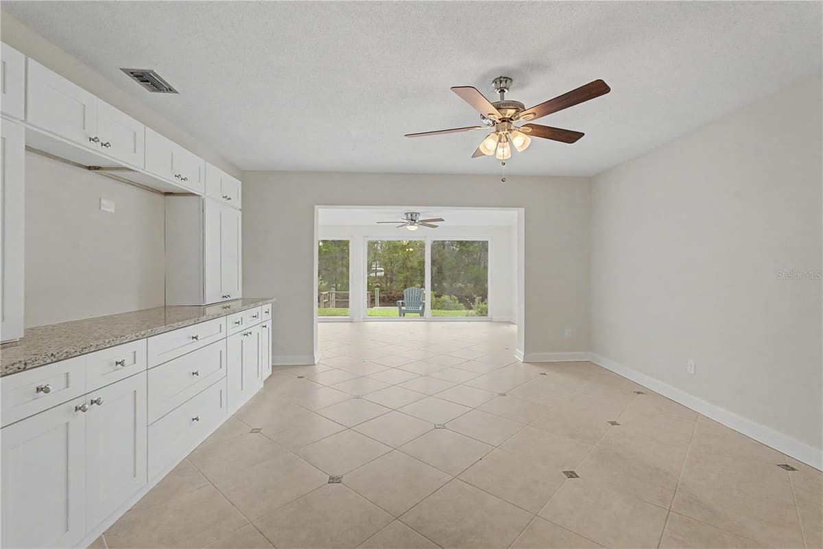11364 BAYSHORE DRIVE — photo 6 of 29