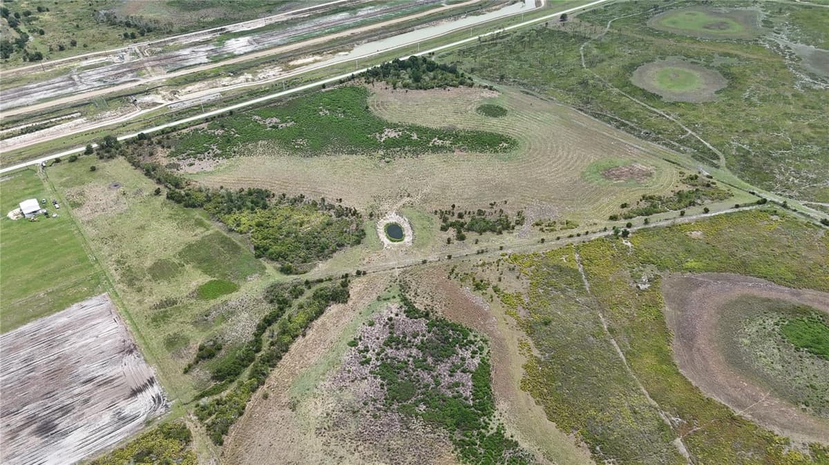 COUNTY LINE ROAD — photo 4 of 25