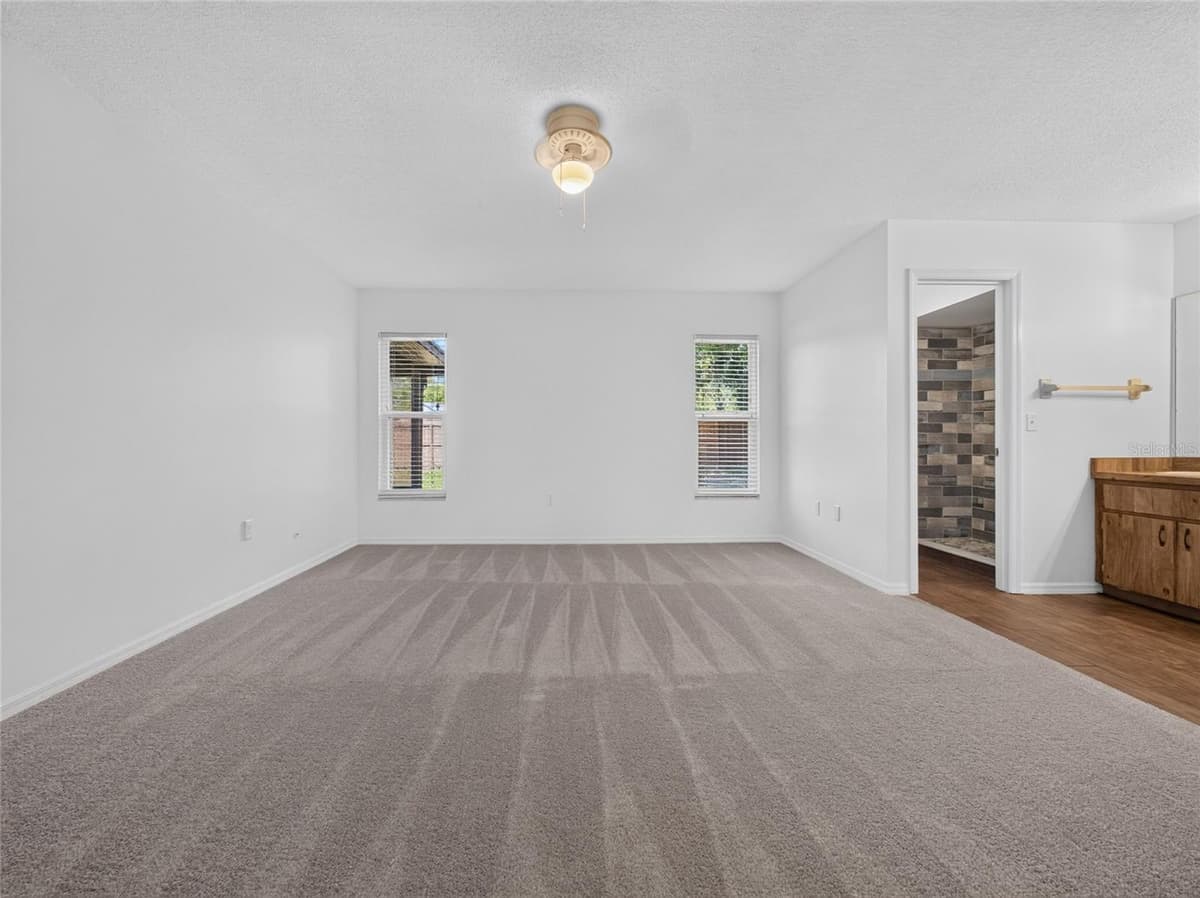 811 HARBOUR COURT — photo 12 of 29